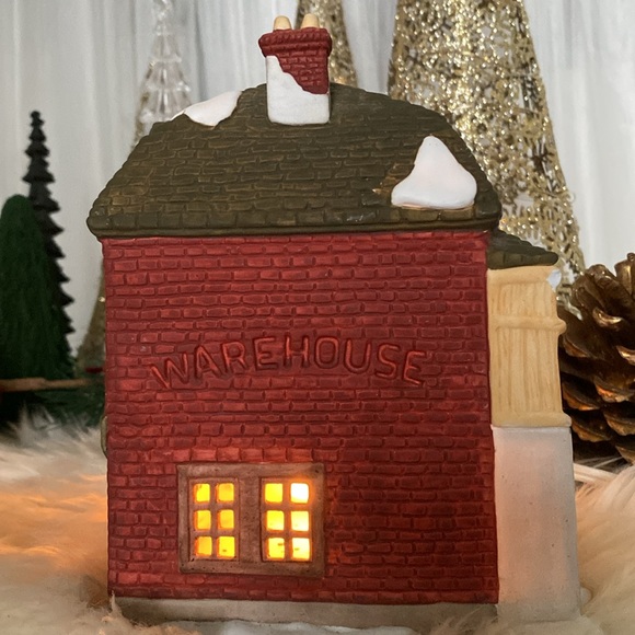 Vtg Dept 56 M FEZZIWIG WAREHOUSE! “Christmas Carol” Dicken’s series 1986 - Picture 4 of 17